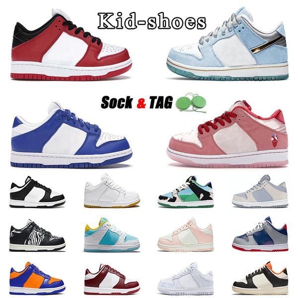 2023 new kids shoes chicago strange love holiday special kentucky kids designer men women kids sneakers outdoor running shoes retro black wh
2023 new kids shoes chicago strange love holiday special kentucky kids designer men women kids sneakers outdoor running shoes retro black wh