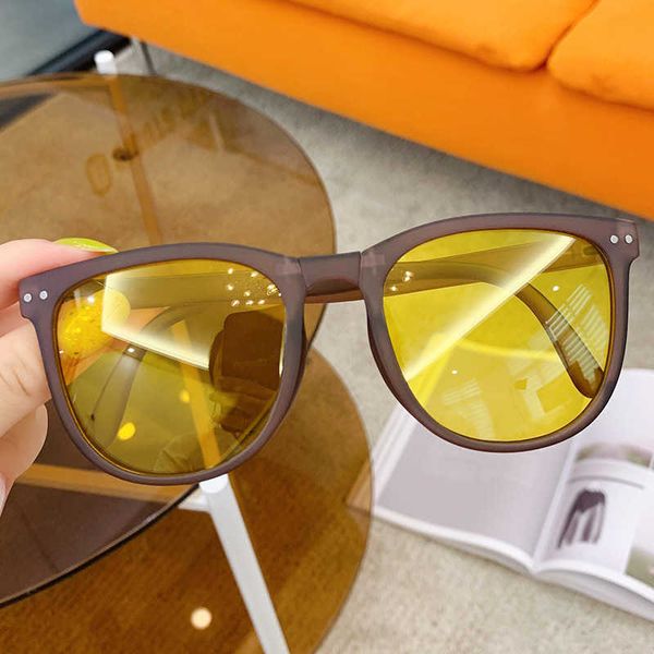 sunglasses foldable uv resistant fashionable ultra light sun protection sunglasses under focus summer women's big face, White;black
sunglasses foldable uv resistant fashionable ultra light sun protection sunglasses under focus summer women's big face, White;black