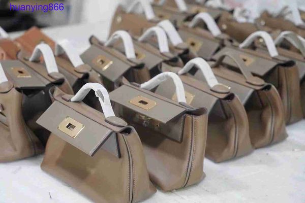 h luxurys handbags herms's 2424 women's bag niche design premium 2424mini leather hand single shoulder messenger commuter p8q2
h luxurys handbags herms's 2424 women's bag niche design premium 2424mini leather hand single shoulder messenger commuter p8q2