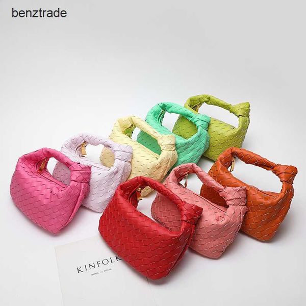 bottegs venets jodie commuter handbag 2022 new online red ashigo s same mini woven croissant single shoulder underarm hand knotted cloud
bottegs venets jodie commuter handbag 2022 new online red ashigo s same mini woven croissant single shoulder underarm hand knotted cloud