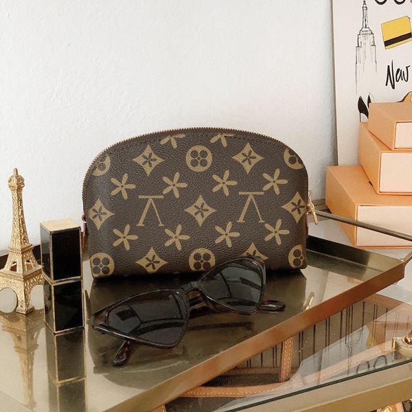 m47515 cosmetic make up bag luxury tote pochette clutch women men handbags toiletry baby designer purse leather shoulder bags wash pouch tra
m47515 cosmetic make up bag luxury tote pochette clutch women men handbags toiletry baby designer purse leather shoulder bags wash pouch tra