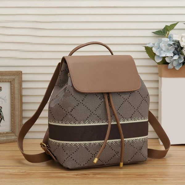 2023 designer backpack womens schoolbags computer bags travel bag fashion casual women small back pack style
2023 designer backpack womens schoolbags computer bags travel bag fashion casual women small back pack style
