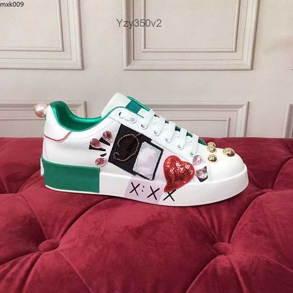 2023 luxury designer shoes black platform shoe velvet style men women sneakers beautiful casual shoes size35-45 mkjkk mxk90000001
2023 luxury designer shoes black platform shoe velvet style men women sneakers beautiful casual shoes size35-45 mkjkk mxk90000001