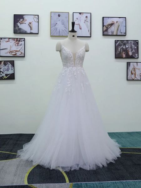 2023 wedding dresses sheer bodice deep v neck spaghetti strap floor a line tulle bridal gowns, White
2023 wedding dresses sheer bodice deep v neck spaghetti strap floor a line tulle bridal gowns, White