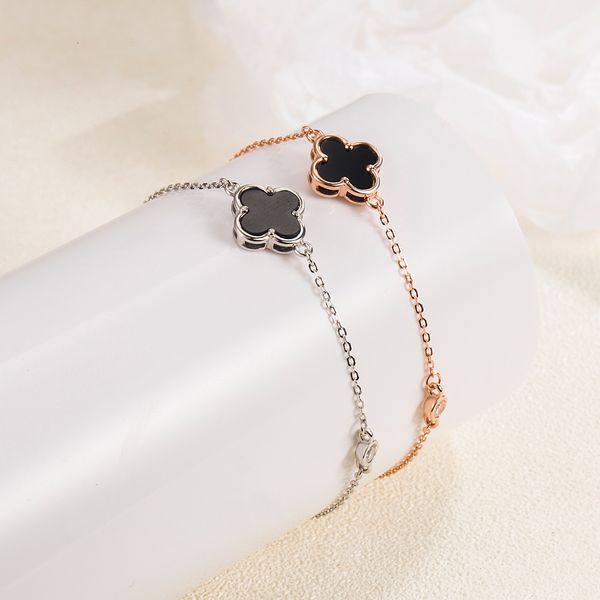 designer jewelry bracelet s925 sterling silver lucky four-leaf clover bracelet black agate multificate accessories, Golden;silver
designer jewelry bracelet s925 sterling silver lucky four-leaf clover bracelet black agate multificate accessories, Golden;silver