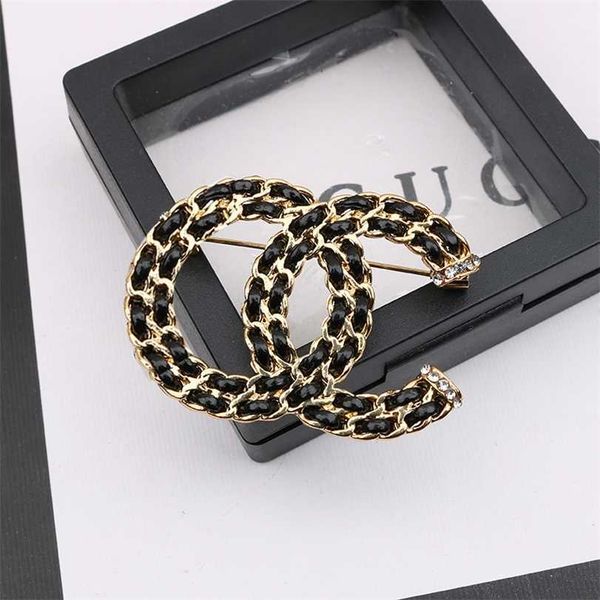 2023 designer new french style small fragrant breeze brooch simple braided leather temperament celebrity net red pins suit accessories, Silver
2023 designer new french style small fragrant breeze brooch simple braided leather temperament celebrity net red pins suit accessories, Silver