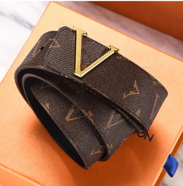 2023 luxury designer belt mens belt classic element pin buckle belts gold and silver black buckle casual width 3.8cm size 105-125cm, Black;brown
2023 luxury designer belt mens belt classic element pin buckle belts gold and silver black buckle casual width 3.8cm size 105-125cm, Black;brown