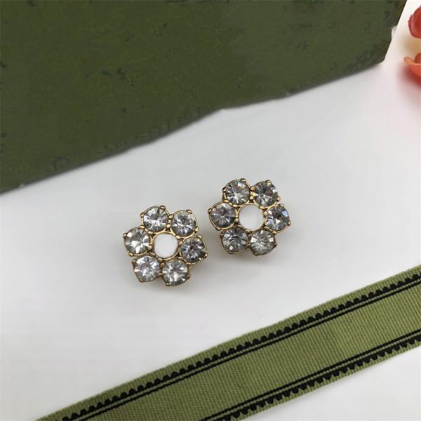 designer earring letter double g logo stud earing luxury women fashion hoop jewelry metal ggity crystal pearl earring cjeweler 26526, Golden;silver
designer earring letter double g logo stud earing luxury women fashion hoop jewelry metal ggity crystal pearl earring cjeweler 26526, Golden;silver