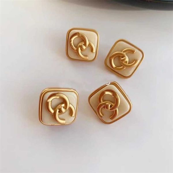 2023 designer new medieval small earrings female fragrant grandma earrings milk yellow temperament color preserving fashion, Golden
2023 designer new medieval small earrings female fragrant grandma earrings milk yellow temperament color preserving fashion, Golden