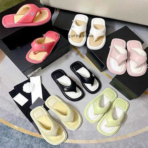 pool sheepskin leather pillow sandals women thong flip flop slippers slip on padded flats dad sandal platform beach shoes pool slide dress, Black
pool sheepskin leather pillow sandals women thong flip flop slippers slip on padded flats dad sandal platform beach shoes pool slide dress, Black