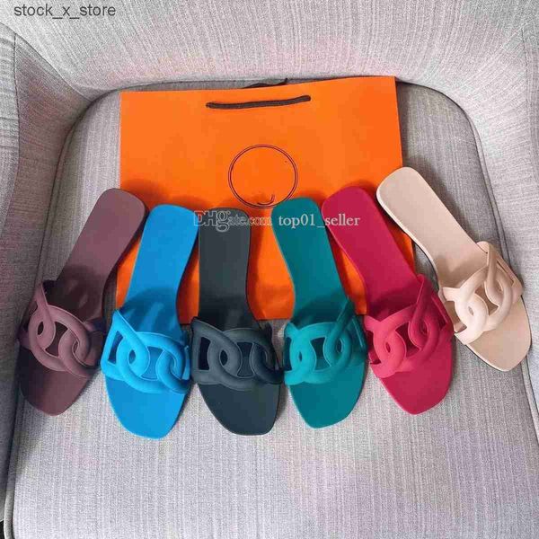 designer luxury oran slippers women chain slides summer rubber big head slides black pink white fashion beach shoes flat sandal leather
designer luxury oran slippers women chain slides summer rubber big head slides black pink white fashion beach shoes flat sandal leather