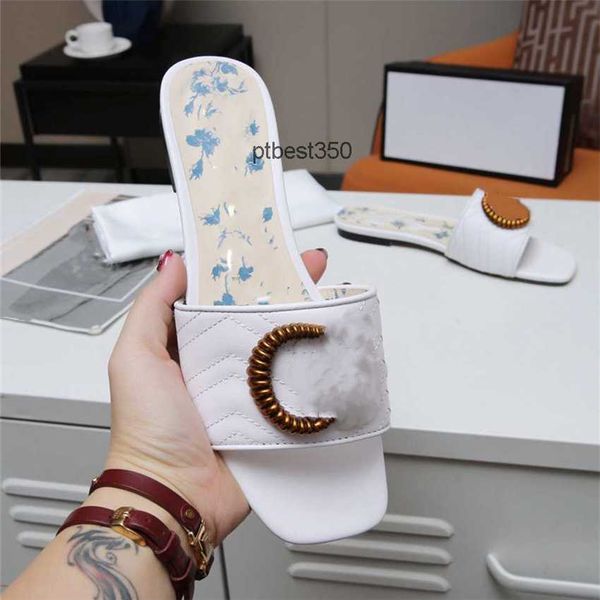 fashion slippers 2023 ggity luxury design summer men flat women slope heel leather rubber letter casual sandals 02-010, Black
fashion slippers 2023 ggity luxury design summer men flat women slope heel leather rubber letter casual sandals 02-010, Black