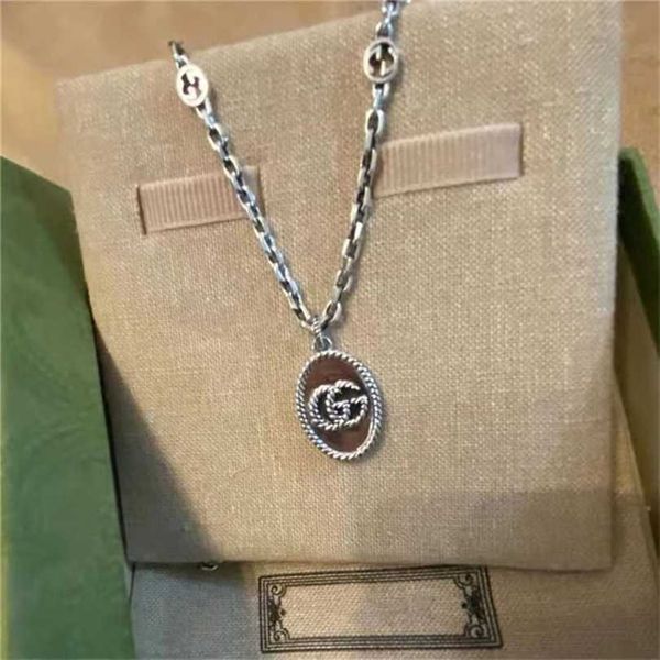 2023 designer new jewelry oval linen double interlocking fashion men's and women's necklace lovers gift, Silver
2023 designer new jewelry oval linen double interlocking fashion men's and women's necklace lovers gift, Silver