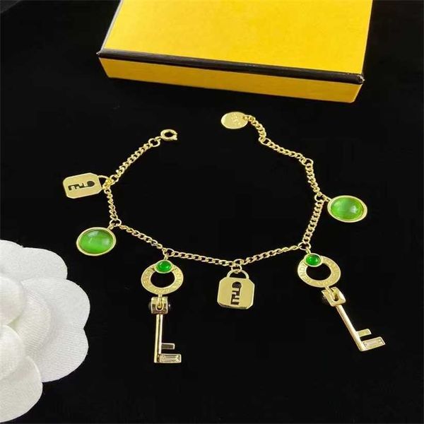 2023 designer new twist chain key lock f letter small design brass advanced feel bracelet female, Black
2023 designer new twist chain key lock f letter small design brass advanced feel bracelet female, Black
