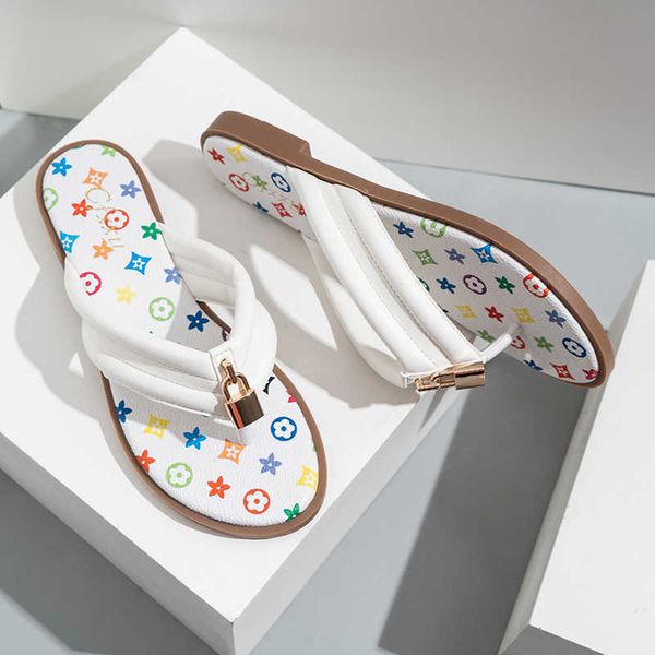 fashion flowers printed slippers women's summer 2023 leather lock wearing light women leisure beach holiday lazy sandals monograms flip, Black
fashion flowers printed slippers women's summer 2023 leather lock wearing light women leisure beach holiday lazy sandals monograms flip, Black