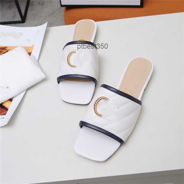 fashion slippers 2023 luxury design summer ggity men and women flat shoes thick sole leather rubber letter casual cartoon slippers 04-010, Black
fashion slippers 2023 luxury design summer ggity men and women flat shoes thick sole leather rubber letter casual cartoon slippers 04-010, Black