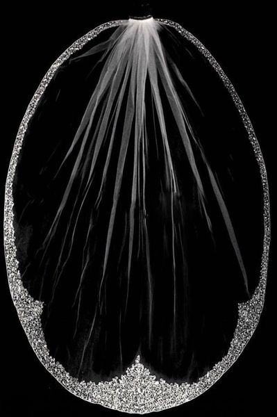 bling bling crystals white ivory 1t bridal wedding veils elbow fingertip bridal veils with comb customized3608903, Black
bling bling crystals white ivory 1t bridal wedding veils elbow fingertip bridal veils with comb customized3608903, Black