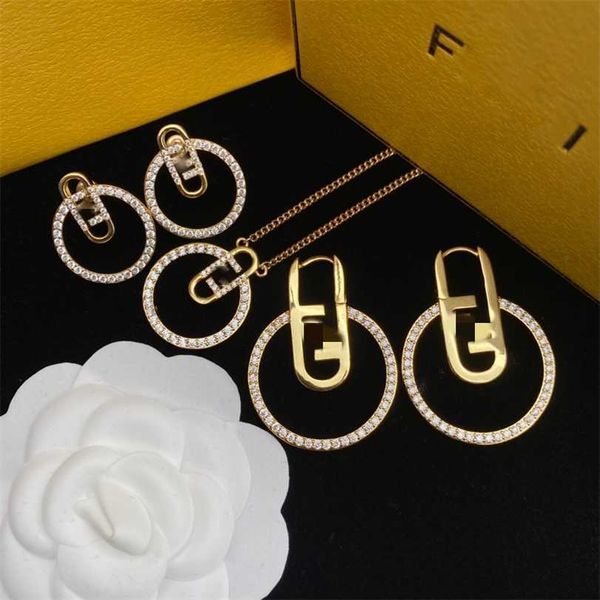2023 designer new inn's new full diamond circle luxury celebrities advanced sense geometric letter f earrings, Golden
2023 designer new inn's new full diamond circle luxury celebrities advanced sense geometric letter f earrings, Golden