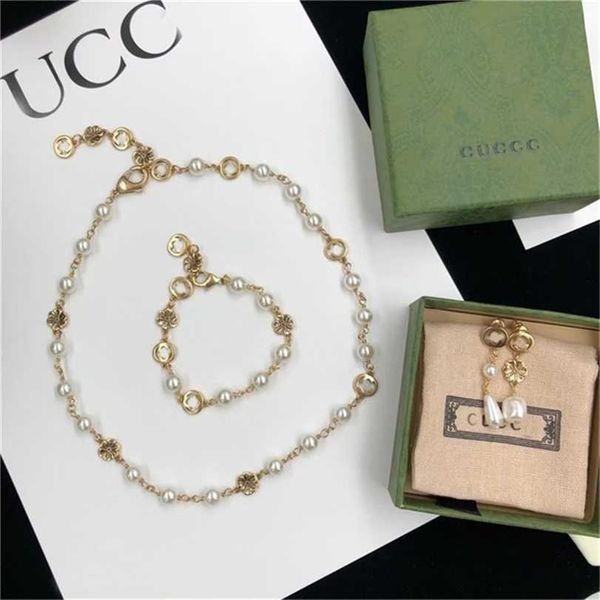 2023 designer new fashion jewelry gu family hih sense fashion temperament clavicle necklace pearl letter double earrings bracelet super fair, Black
2023 designer new fashion jewelry gu family hih sense fashion temperament clavicle necklace pearl letter double earrings bracelet super fair, Black