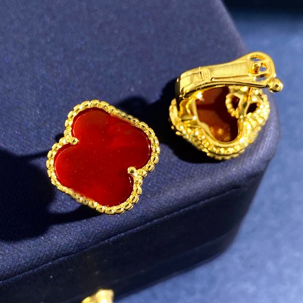 luxury clover pendant necklaces flower earring designer van stud woman fashion ear clip jewelry women cjeweler kjll, Silver
luxury clover pendant necklaces flower earring designer van stud woman fashion ear clip jewelry women cjeweler kjll, Silver