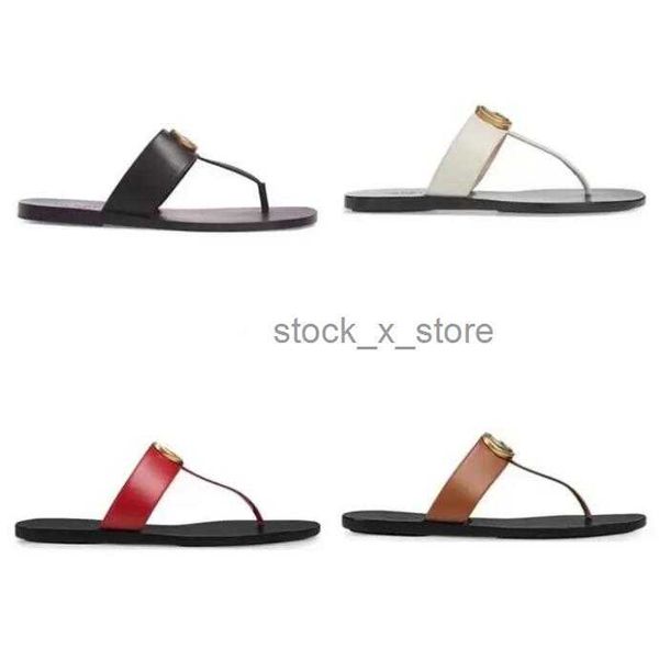 2021 designer woman slippers men slipper gear bottoms flip flops women luxury sandals fashion causal flip flop size 35-42 with box, Black
2021 designer woman slippers men slipper gear bottoms flip flops women luxury sandals fashion causal flip flop size 35-42 with box, Black
