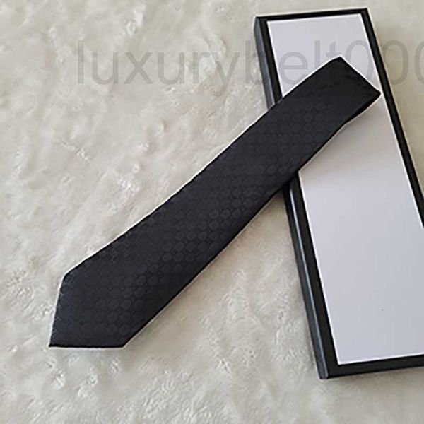 neck ties designer mens silk kinny slim narrow polka dotted letter jacquard woven ties hand made in many styles with box d6p0, Blue;purple
neck ties designer mens silk kinny slim narrow polka dotted letter jacquard woven ties hand made in many styles with box d6p0, Blue;purple