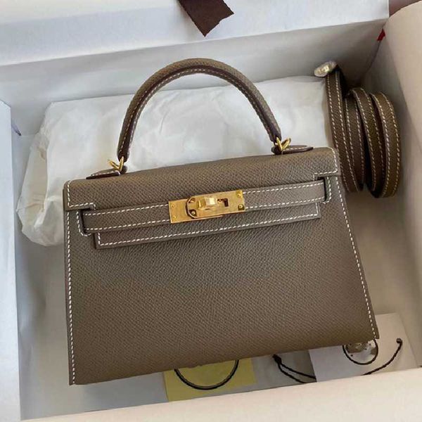 high 9a bag handmade beeswax line designer luxury lady crossbody handbag original imitation classic epsom leather 19cm mini
high 9a bag handmade beeswax line designer luxury lady crossbody handbag original imitation classic epsom leather 19cm mini
