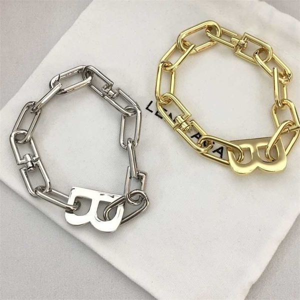 2023 designer new paris family letter b smooth thick fashion hip hop advanced feeling cool wind chain lovers bracelet, Black
2023 designer new paris family letter b smooth thick fashion hip hop advanced feeling cool wind chain lovers bracelet, Black