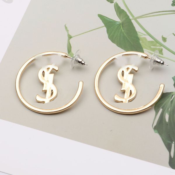 18k gold plated designers brand earrings designer s-letter ear stud women crystal pearl geometric earring for wedding party jewerlry accesso, Golden;silver
18k gold plated designers brand earrings designer s-letter ear stud women crystal pearl geometric earring for wedding party jewerlry accesso, Golden;silver