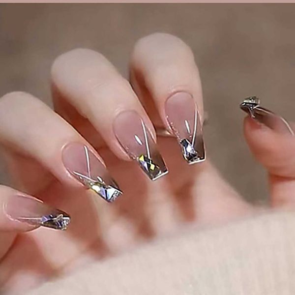 false nails light luxury flash style long sweet and cool nail enhancement wearing removable product 230318, Red;gold
false nails light luxury flash style long sweet and cool nail enhancement wearing removable product 230318, Red;gold
