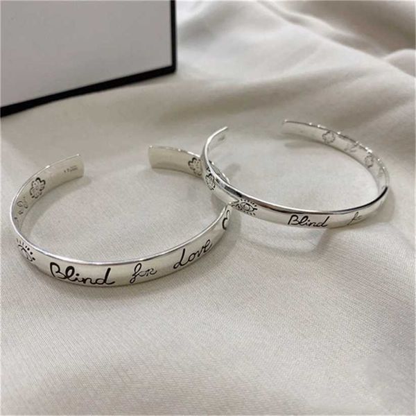 2023 designer new fashion jewelry 925 double love fearless flowers men and women fashion simple trend open bracelet valentine's day gif, Black
2023 designer new fashion jewelry 925 double love fearless flowers men and women fashion simple trend open bracelet valentine's day gif, Black