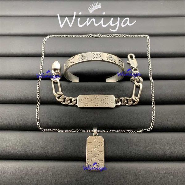 2023 designer g family necklace/gujia new letter pendant bracelet set advanced fashion accessories, Silver
2023 designer g family necklace/gujia new letter pendant bracelet set advanced fashion accessories, Silver