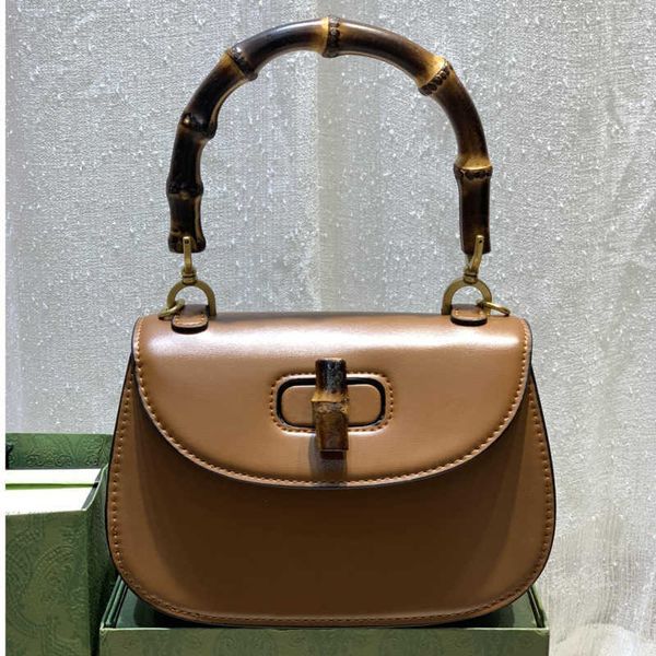 2023 shoulder bags luxury shoulder bags cross body shoulder purse bamboo fashion lady shopping handbag women letter popular totes handbags
2023 shoulder bags luxury shoulder bags cross body shoulder purse bamboo fashion lady shopping handbag women letter popular totes handbags