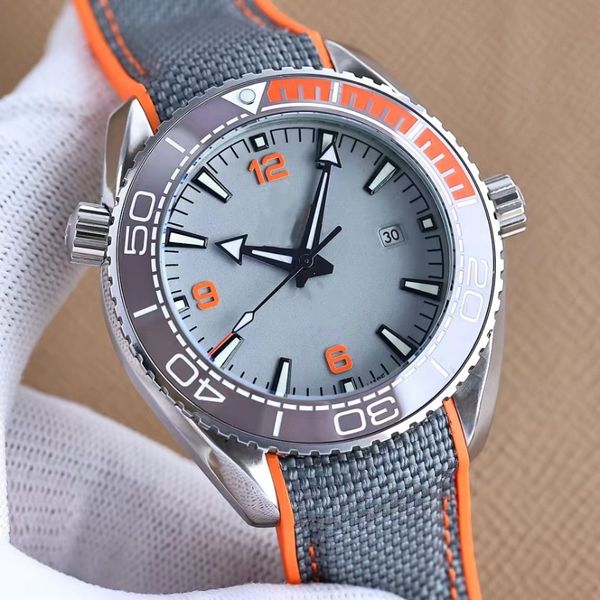 ocean universe 600 men's watch fully automatic mechanical integrated machine replaceable steel band remarks customer service watch, Slivery;golden
ocean universe 600 men's watch fully automatic mechanical integrated machine replaceable steel band remarks customer service watch, Slivery;golden