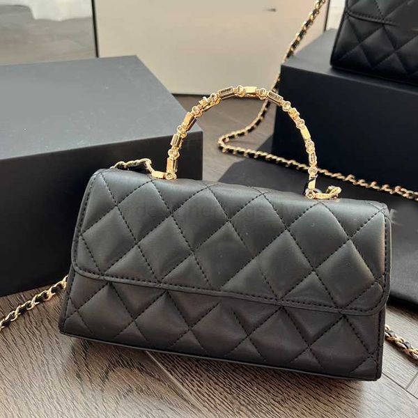 quality high c bag luxurys designers shoulder bags handbags fashion women crossbody handbag classic metal handle chain bag clutch totes ladi
quality high c bag luxurys designers shoulder bags handbags fashion women crossbody handbag classic metal handle chain bag clutch totes ladi