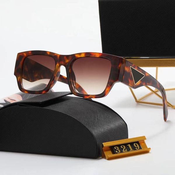 sunglasses man woman designer sunglass full frame eyewear round goggle adumbral beach tourism collocation 16 style with box, White;black
sunglasses man woman designer sunglass full frame eyewear round goggle adumbral beach tourism collocation 16 style with box, White;black