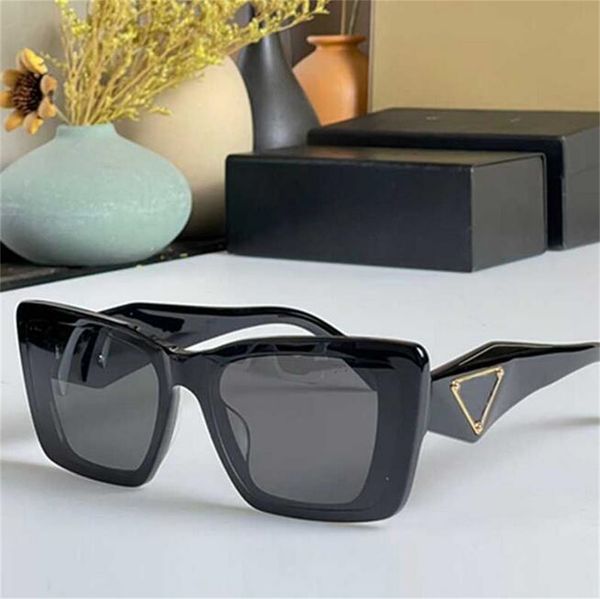 new designer womens oval frame cool sunglasses hip-hop classic retro sunglasses with triomphe logo on the leg with original protective box, White;black
new designer womens oval frame cool sunglasses hip-hop classic retro sunglasses with triomphe logo on the leg with original protective box, White;black