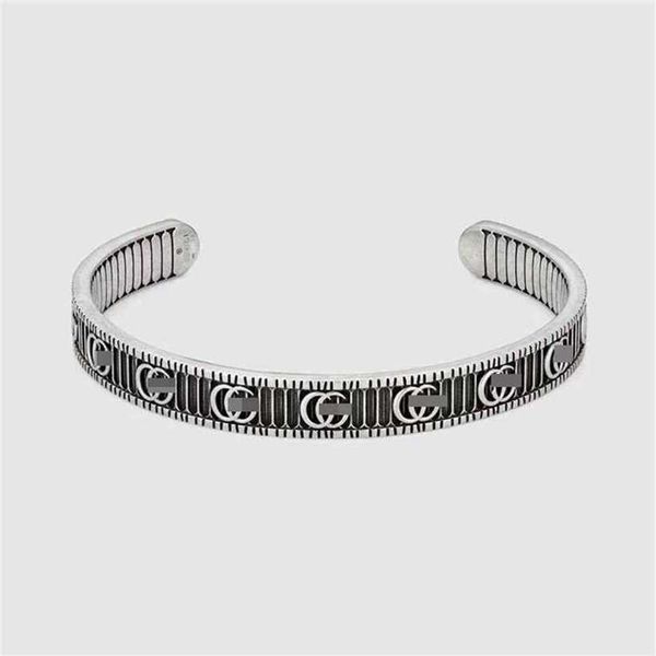 2023 designer new jewelry sterling silver simple open home personality vertical stripe bracelet for men and women, Black
2023 designer new jewelry sterling silver simple open home personality vertical stripe bracelet for men and women, Black