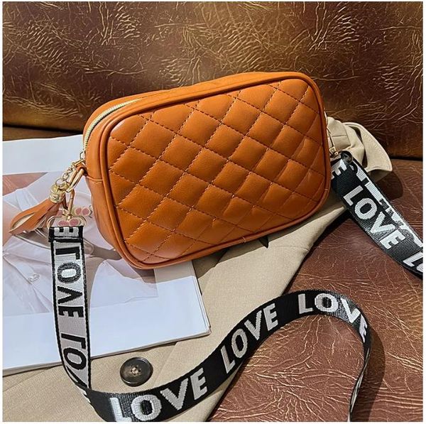 designers messenger bag for women crossbody camera bag leather double zip color matching casual wide strap shoulder bags 9612
designers messenger bag for women crossbody camera bag leather double zip color matching casual wide strap shoulder bags 9612