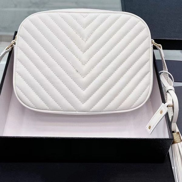 womens shoulder bag fashion bag tassel decoration classic logo design camera crossbody bag
womens shoulder bag fashion bag tassel decoration classic logo design camera crossbody bag