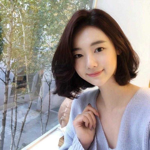 wig womens short straight hair center parted bangs bob haircut korean style inner, Black
wig womens short straight hair center parted bangs bob haircut korean style inner, Black