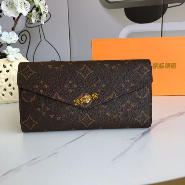 2023 new leather wallet bag european and american fashion classic presbyopia printed plaid clutch card holder wallet, Red;black
2023 new leather wallet bag european and american fashion classic presbyopia printed plaid clutch card holder wallet, Red;black