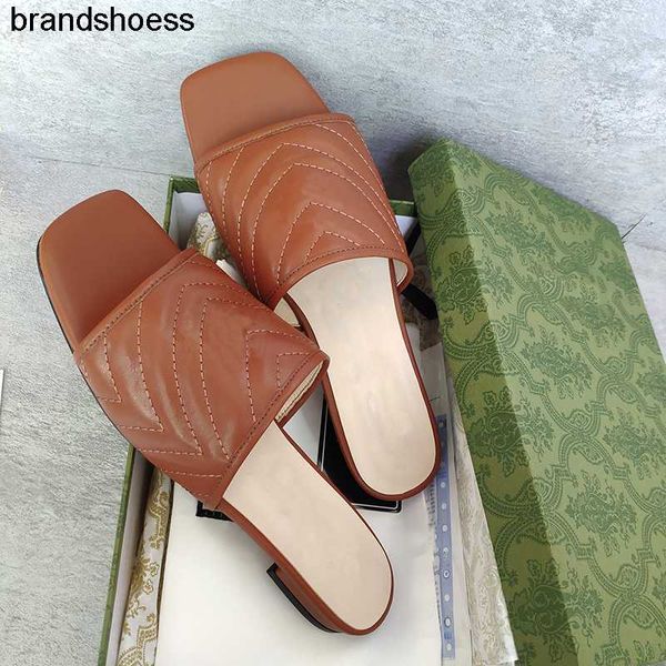 designer slide sandals women diagonal matelasse leather slipper brown textured torchon double metal flip-flops scuffs no274, Black
designer slide sandals women diagonal matelasse leather slipper brown textured torchon double metal flip-flops scuffs no274, Black