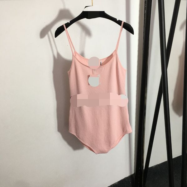 308 2023 runway spring women's sweaters brand same style sleeveless blue pink pullover white pink red fashion clothes meiyi8, White;black
308 2023 runway spring women's sweaters brand same style sleeveless blue pink pullover white pink red fashion clothes meiyi8, White;black