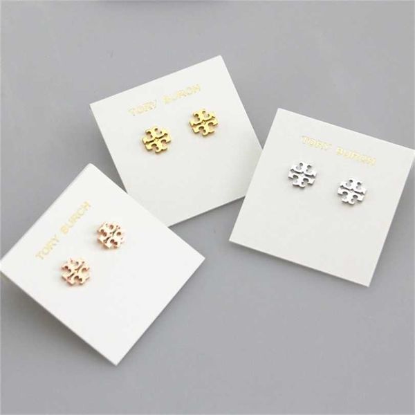 2023 designer new fashion jewelry jewelry texture copper electroplating real classic three color selection, Golden
2023 designer new fashion jewelry jewelry texture copper electroplating real classic three color selection, Golden