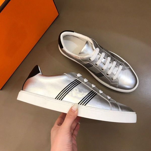 new luxury men avantage sneaker shoes rubber sole calfskin lace up skateboard white black calf leather comfort footwear walking shoe eu38-46
new luxury men avantage sneaker shoes rubber sole calfskin lace up skateboard white black calf leather comfort footwear walking shoe eu38-46