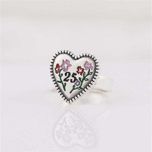 2023 designer new jewelry series ring silver flower digital couple ring valentine's day gift anniversary
2023 designer new jewelry series ring silver flower digital couple ring valentine's day gift anniversary