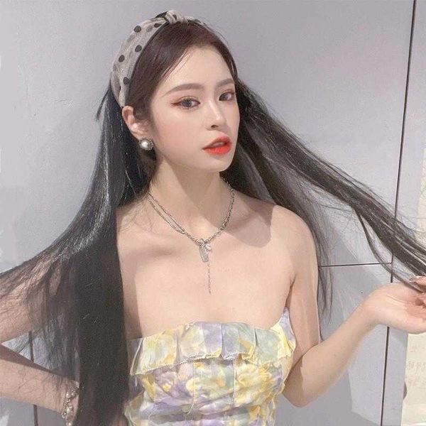 wig womens summer headband one piece long straight hair simulation, Black
wig womens summer headband one piece long straight hair simulation, Black