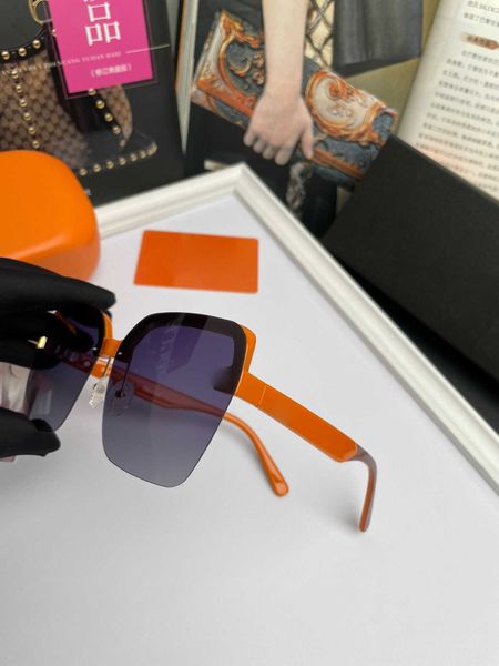 brand designer sunglass zeelool eyewear vintage sunglasses caddis eyewear cool sunglasses traveling woman 18x24 frame polarized with box, White;black
brand designer sunglass zeelool eyewear vintage sunglasses caddis eyewear cool sunglasses traveling woman 18x24 frame polarized with box, White;black
