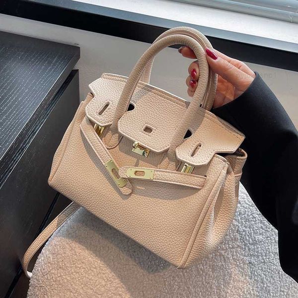 designer luxury genuine leather spring and summer women's versatile small crossbody portable bag bokin logo brikin
designer luxury genuine leather spring and summer women's versatile small crossbody portable bag bokin logo brikin